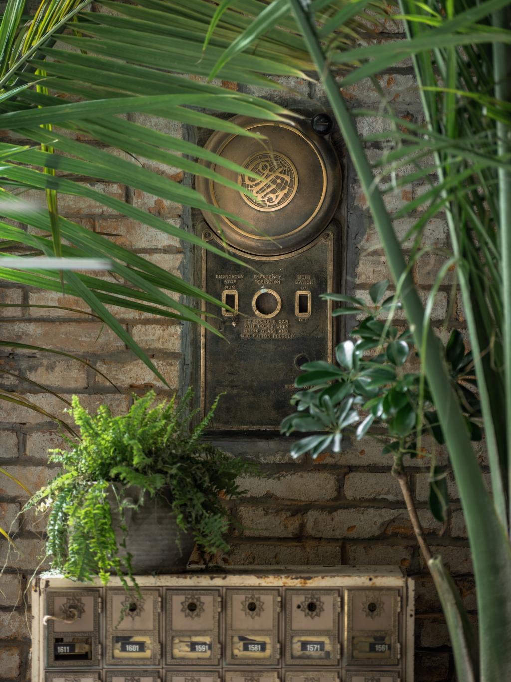 BIM建筑|工业建筑如何改造为泰式茶餐厅？ / 三厘社triostudio