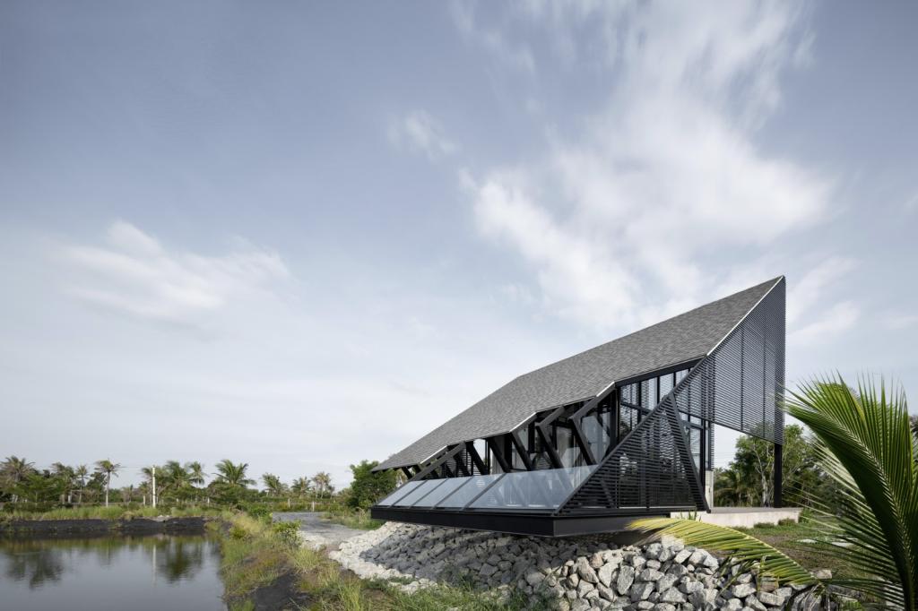 BIM建筑|三角屋，后院私宅 / TOUCH Architect