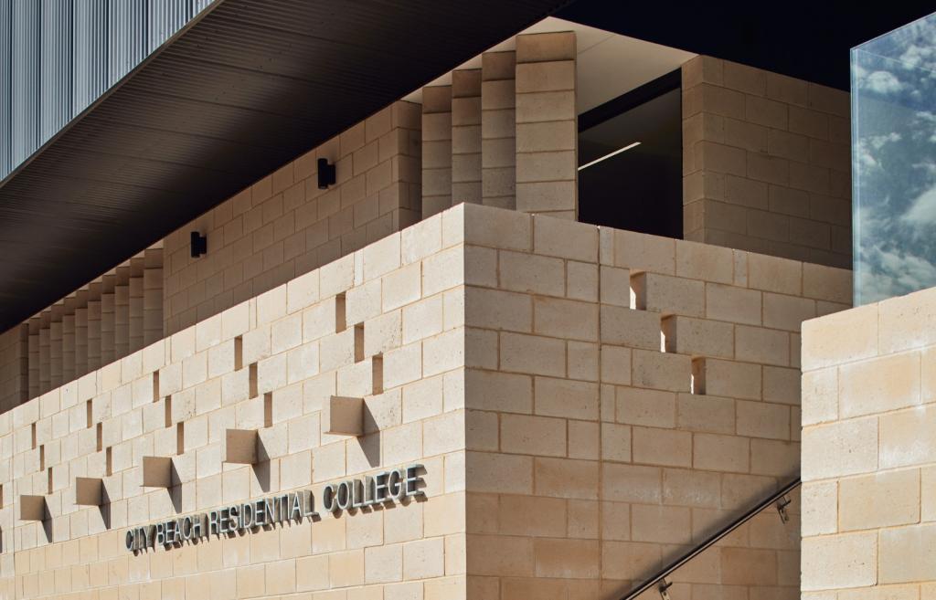 BIM建筑|城市海滩寄宿制学院 / iredale pedersen hook architects