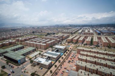 BIM建筑|哥伦比亚“玩乐时光”幼儿园 / DARP-BIM建筑网