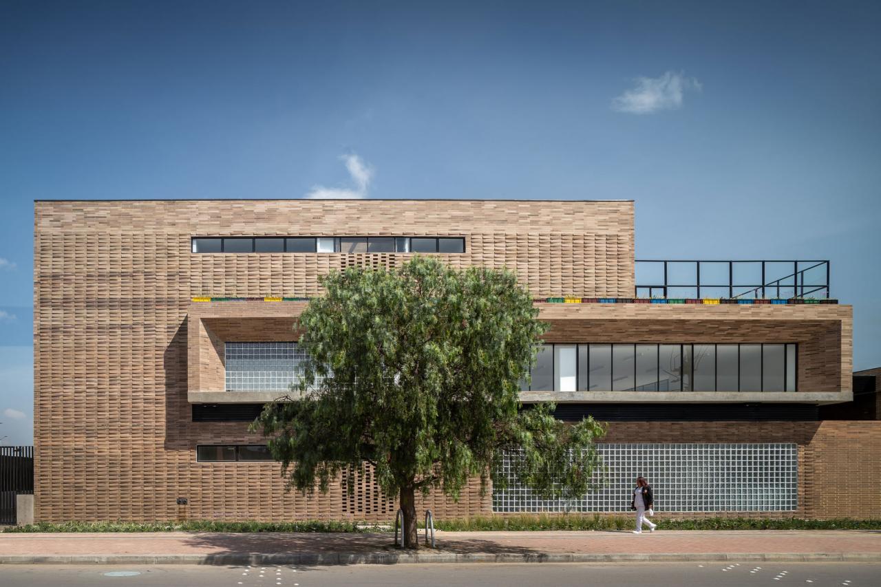 BIM建筑|哥伦比亚“玩乐时光”幼儿园 / DARP