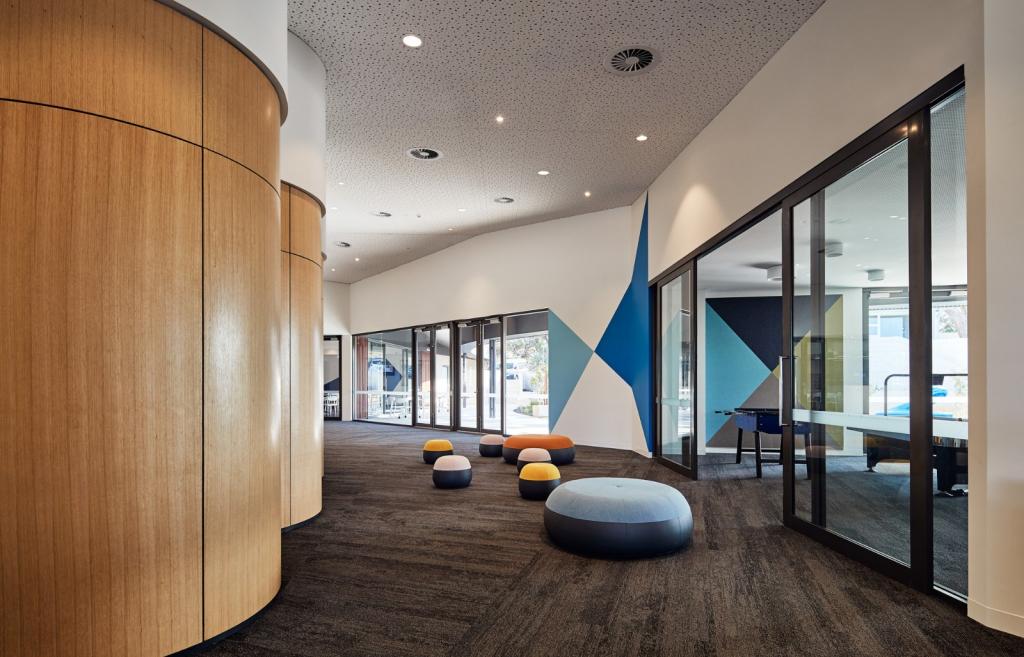 BIM建筑|城市海滩寄宿制学院 / iredale pedersen hook architects