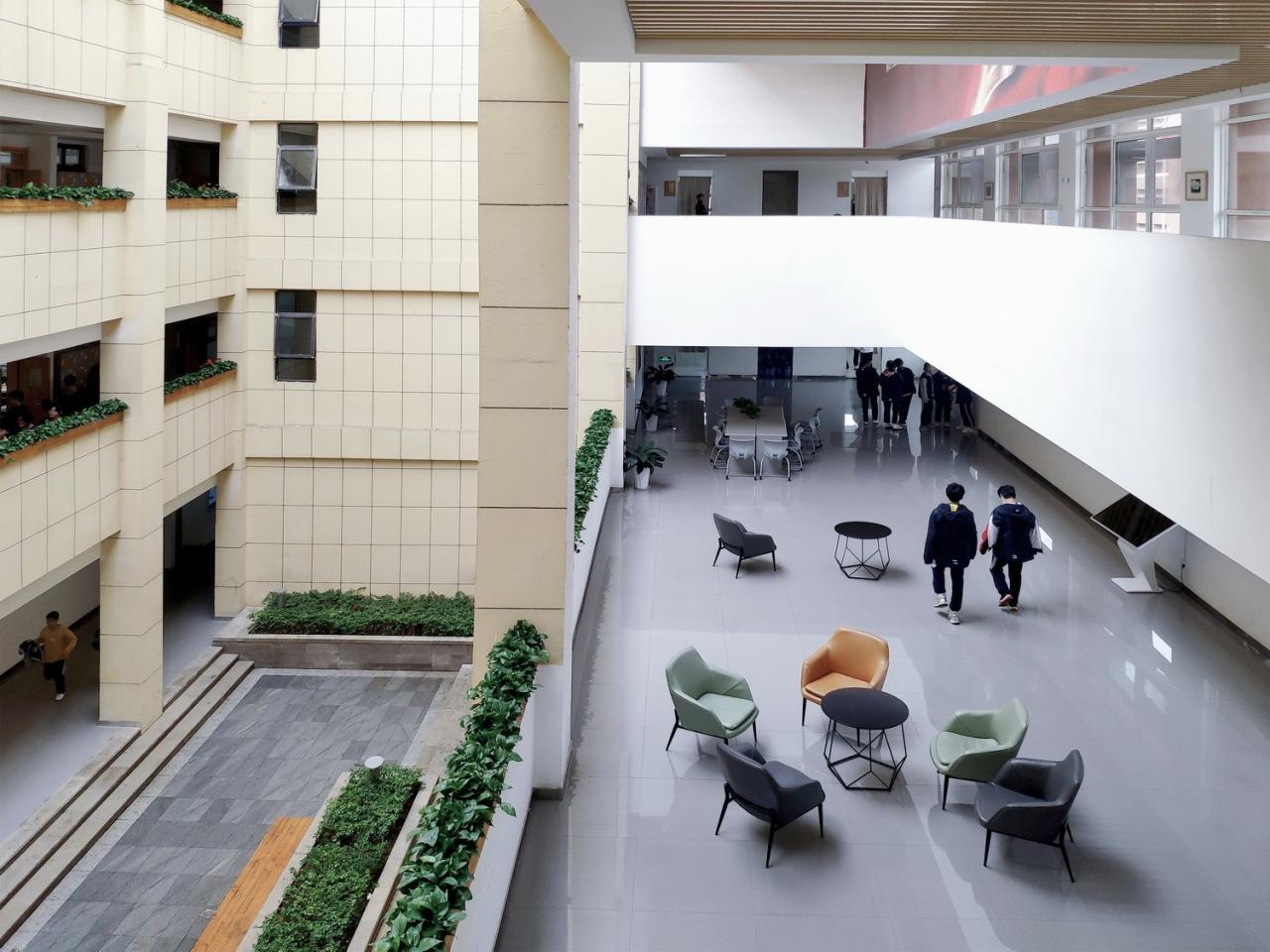 BIM建筑|“合”与“和” 厅、堂与庭：西安市航天城第一中学建筑设计 / 西安建筑科技大学建筑设计研究院