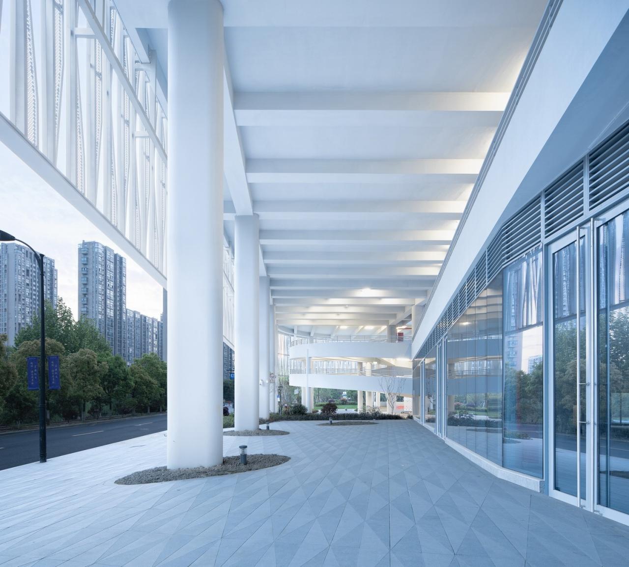 BIM建筑|来自停车楼的逆袭：杭州钱投海达停车楼 / 浙江大学建筑设计研究院有限公司