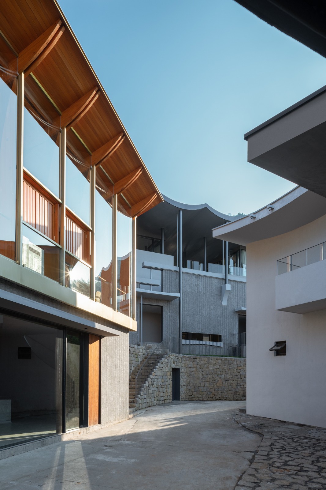 BIM建筑|雨屋 / 来建筑设计工作室