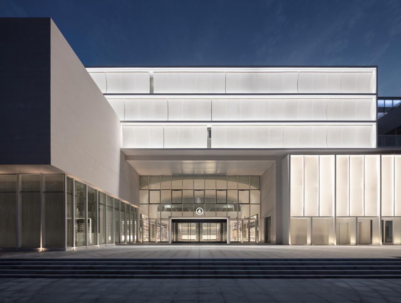 BIM建筑|东台图书馆综合体改造 / ORIA 和睿建筑