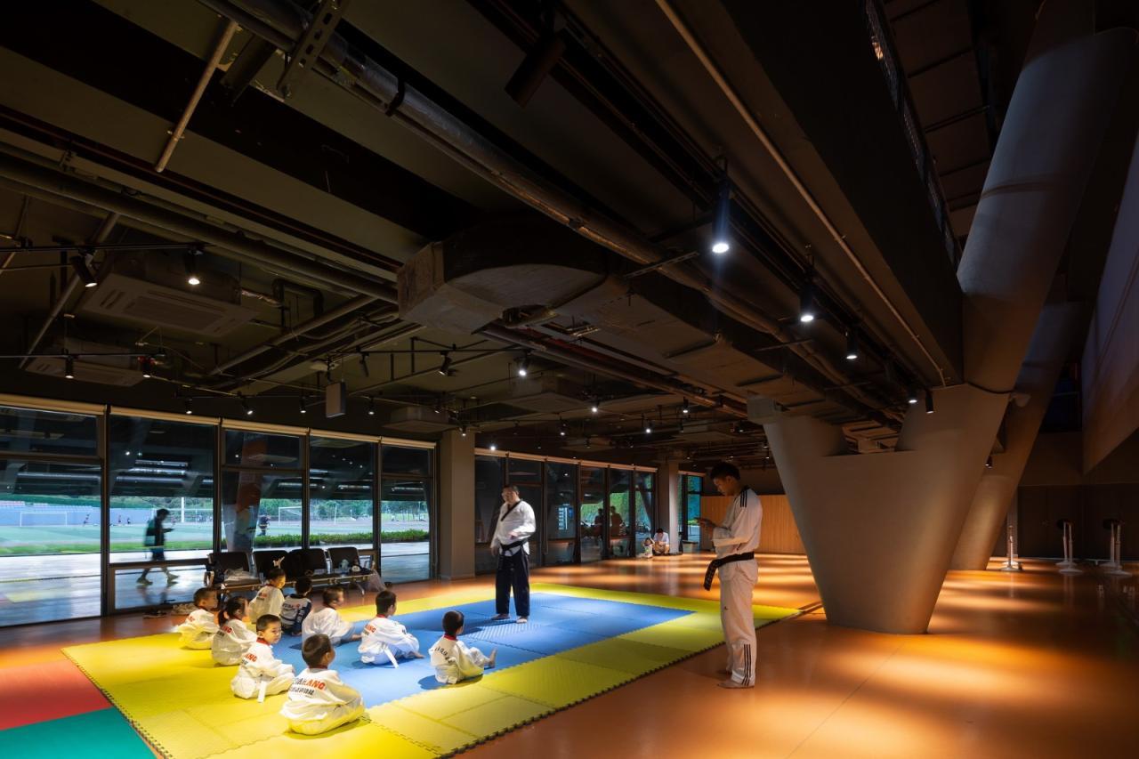 BIM建筑|南方科技大学体育馆 / URBANUS都市实践