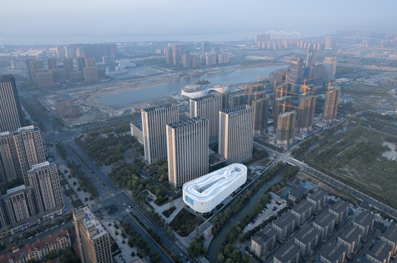 BIM建筑|来自停车楼的逆袭：杭州钱投海达停车楼 / 浙江大学建筑设计研究院有限公司