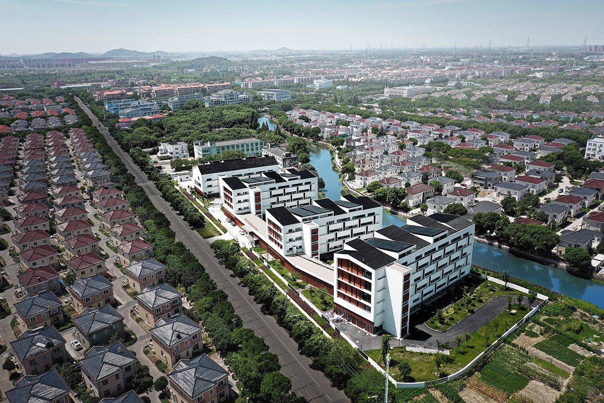 BIM建筑|赵巷康宁养护院建筑设计—这里欢迎自由的老灵魂 / 上海久利建筑事务所