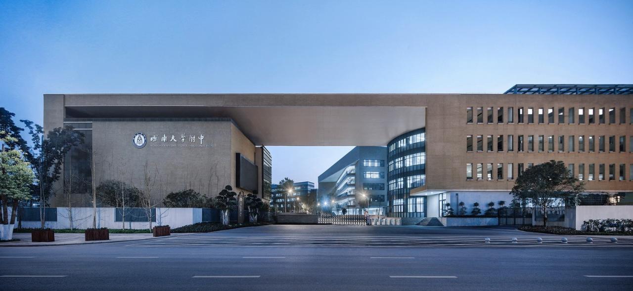 BIM建筑|西南大学附属中学两江校区：消失的高密度校园 / gad