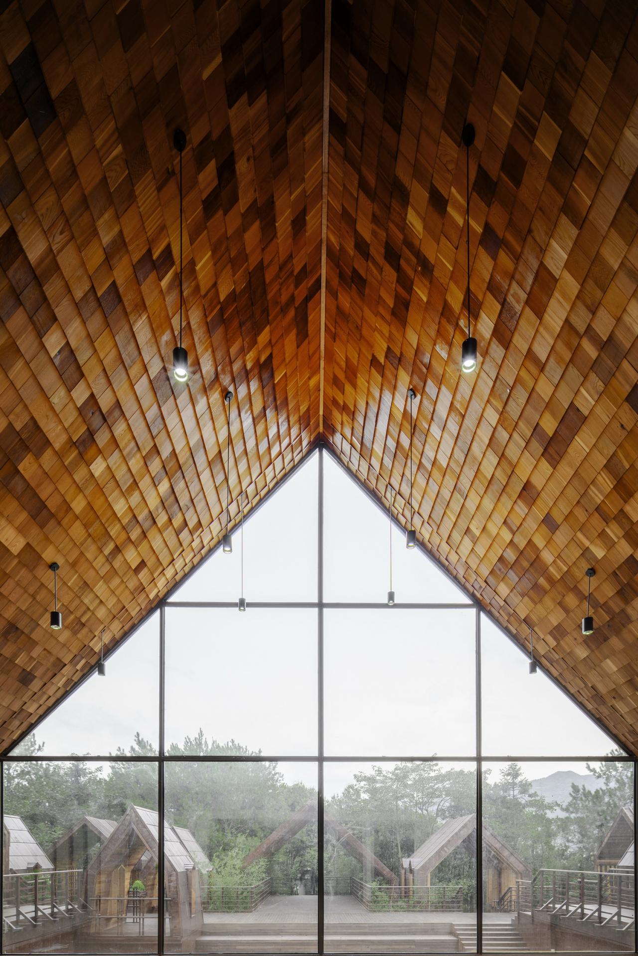 BIM建筑|木屋小镇：岛屿 · 丛林 · 小木屋，九江 / 平介设计