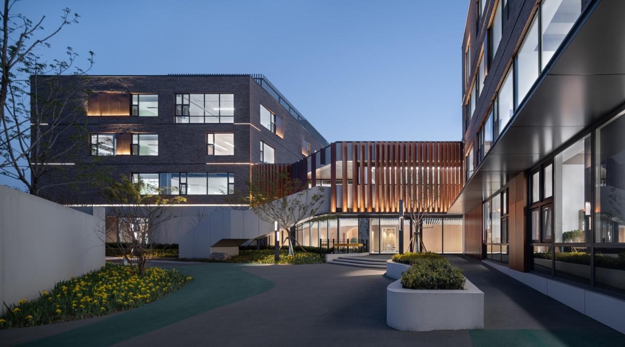 BIM建筑|潍坊歌尔学校：以内容推导空间构成 / gad