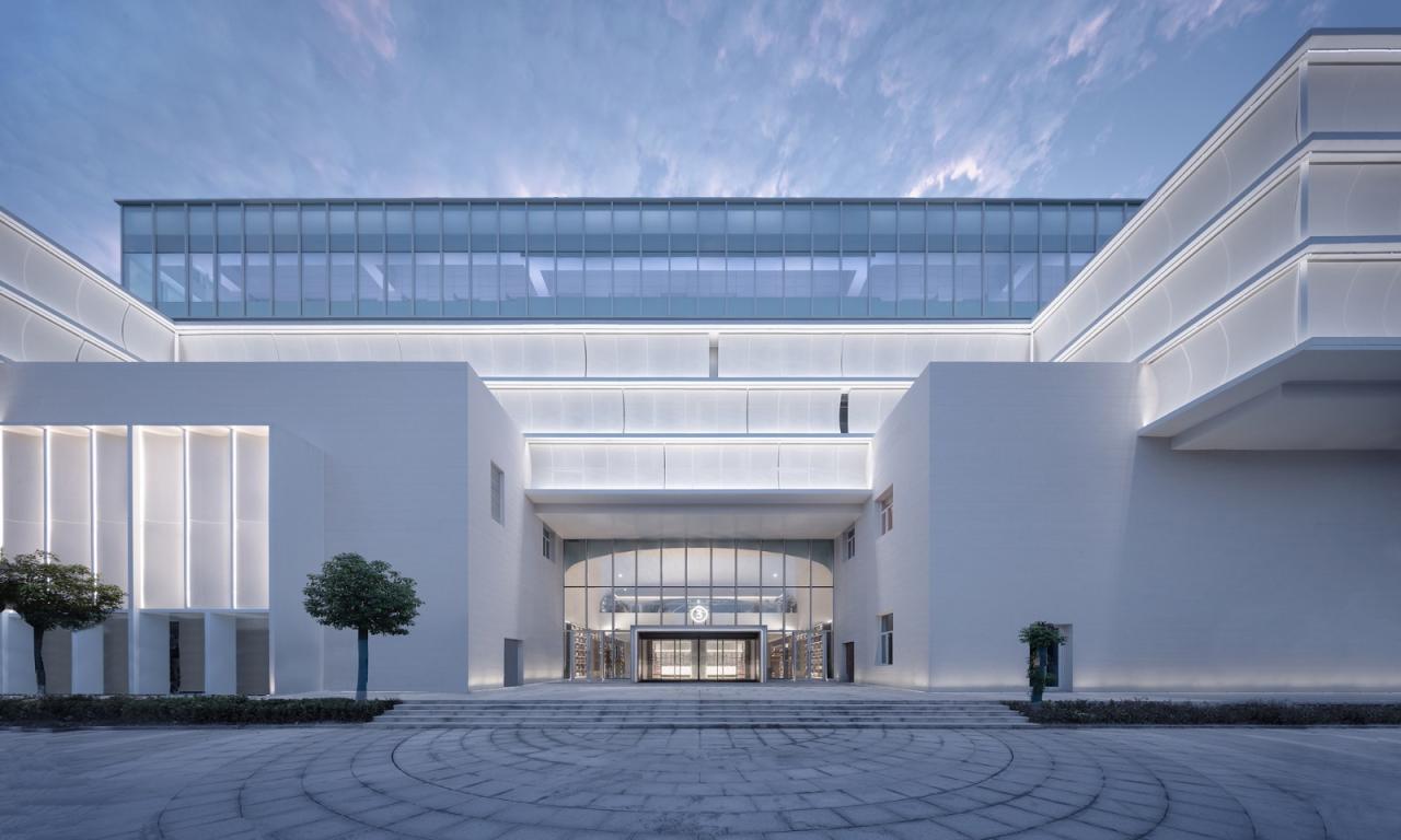 BIM建筑|东台图书馆综合体改造 / ORIA 和睿建筑