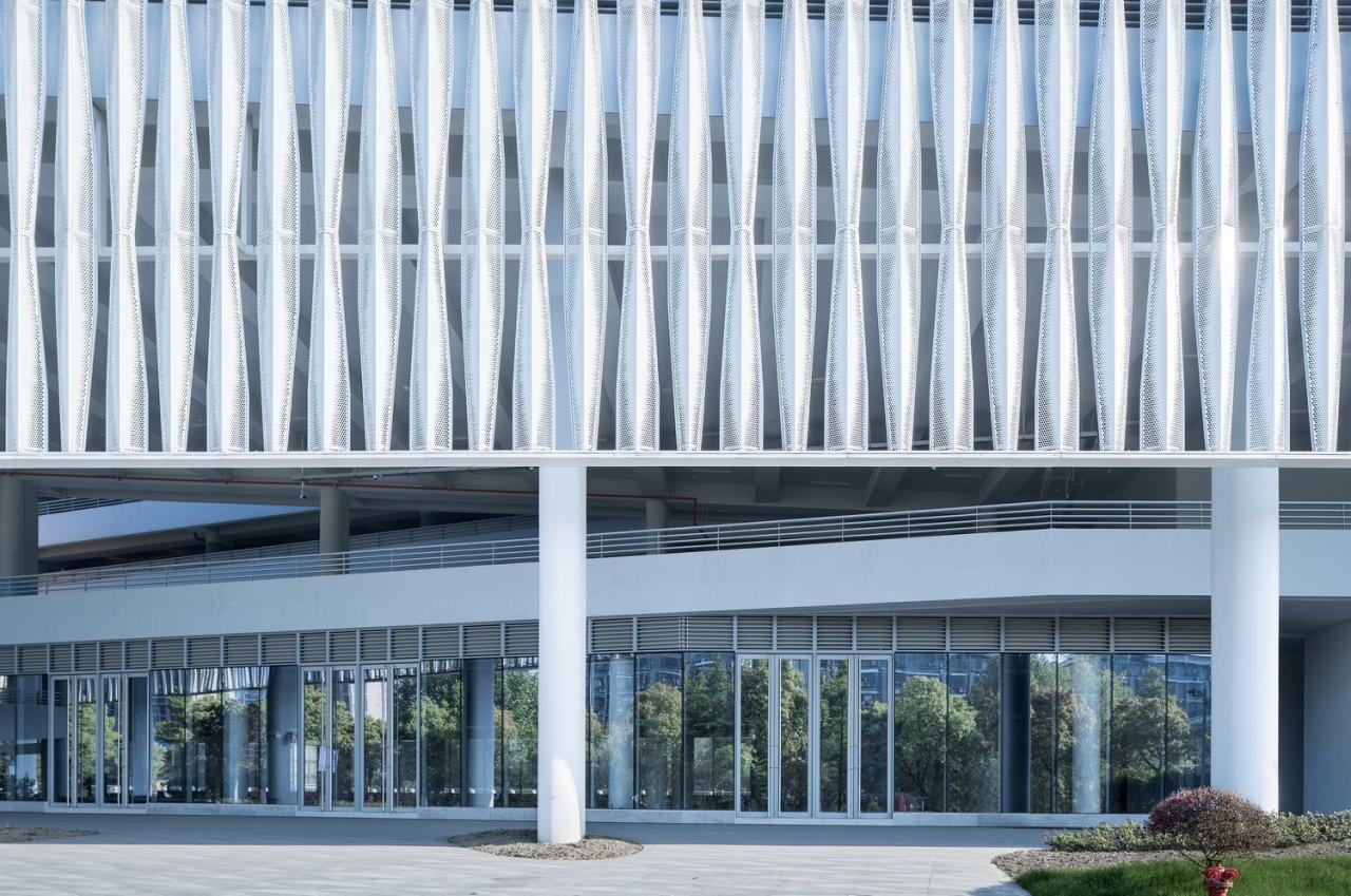 BIM建筑|来自停车楼的逆袭：杭州钱投海达停车楼 / 浙江大学建筑设计研究院有限公司