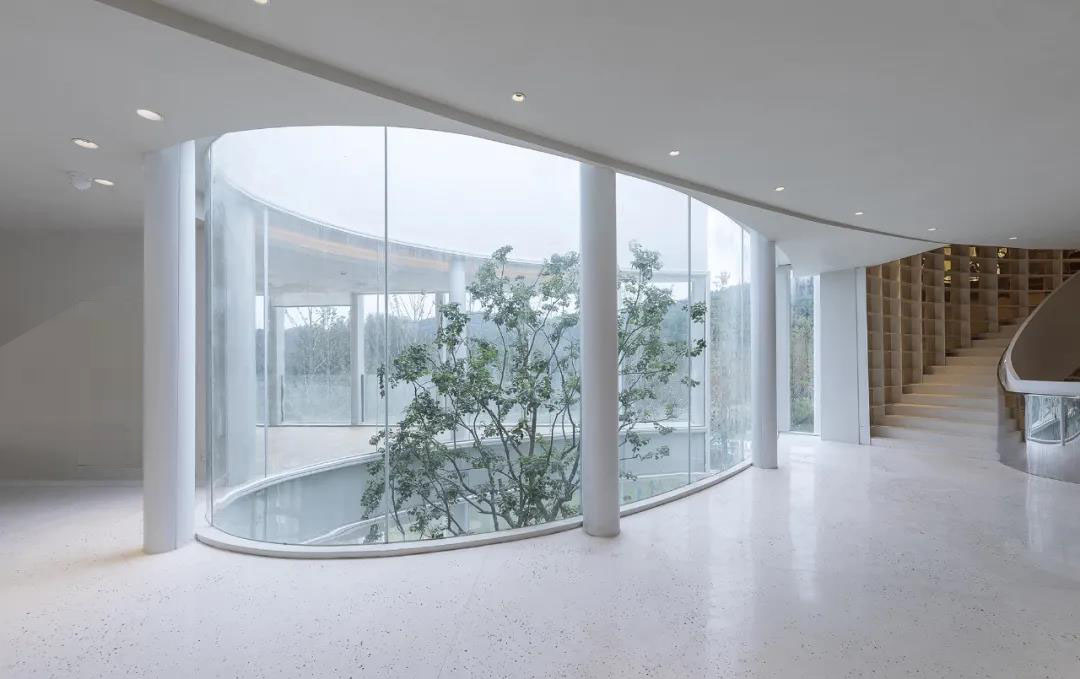 BIM建筑|藏马山飞毯 ：亲子活动中心 / 栖城设计