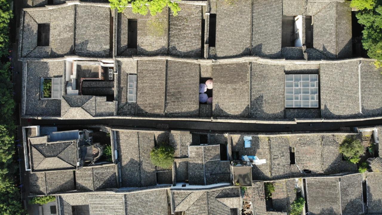 BIM建筑|时代共生：朱紫坊历史古厝中的“现代白” / 平衡空间设计