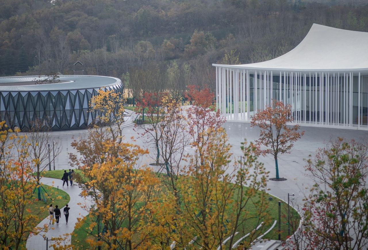 BIM建筑|藏马山飞毯 ：亲子活动中心 / 栖城设计