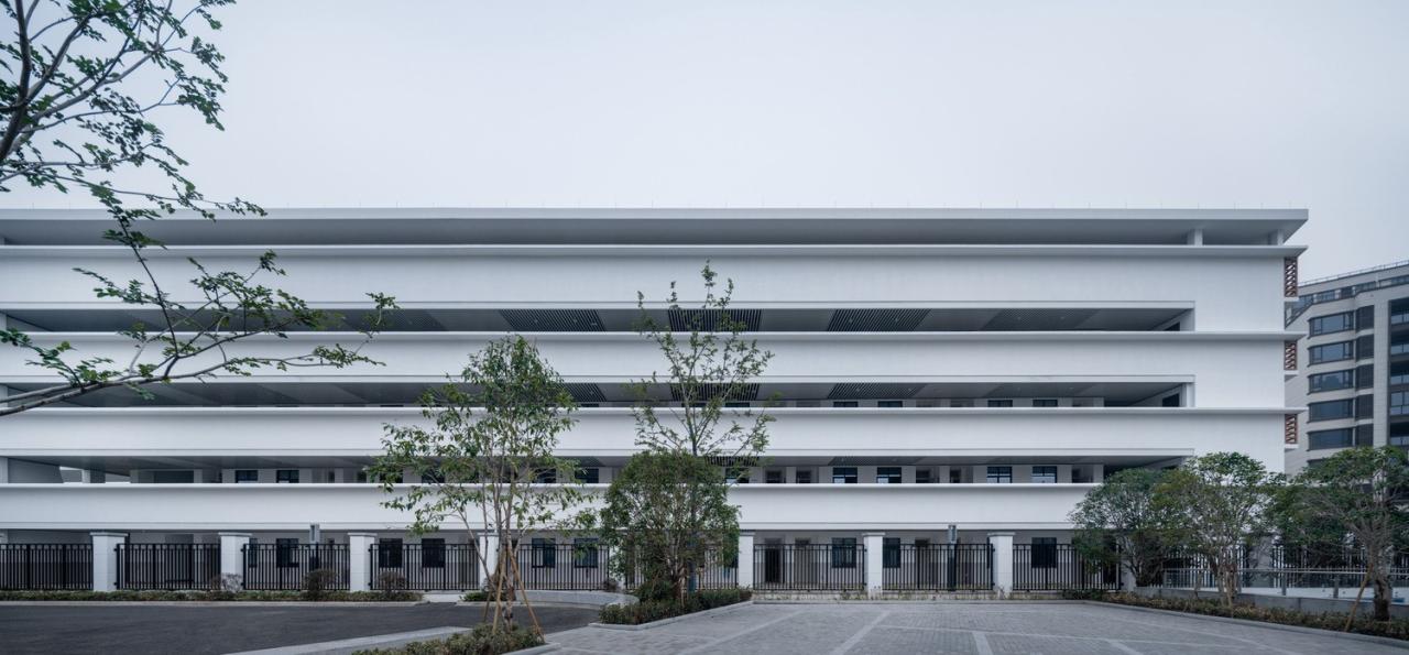 BIM建筑|维度的转移：凤西小学 / 米丈建筑