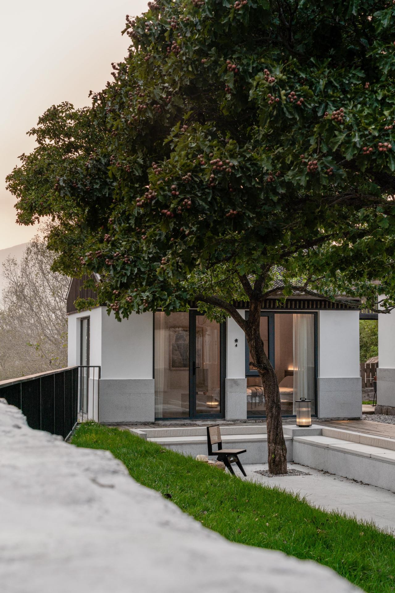 BIM建筑|隐于山岚的家——缦舍·山居精品民宿酒店 / 柒合设计