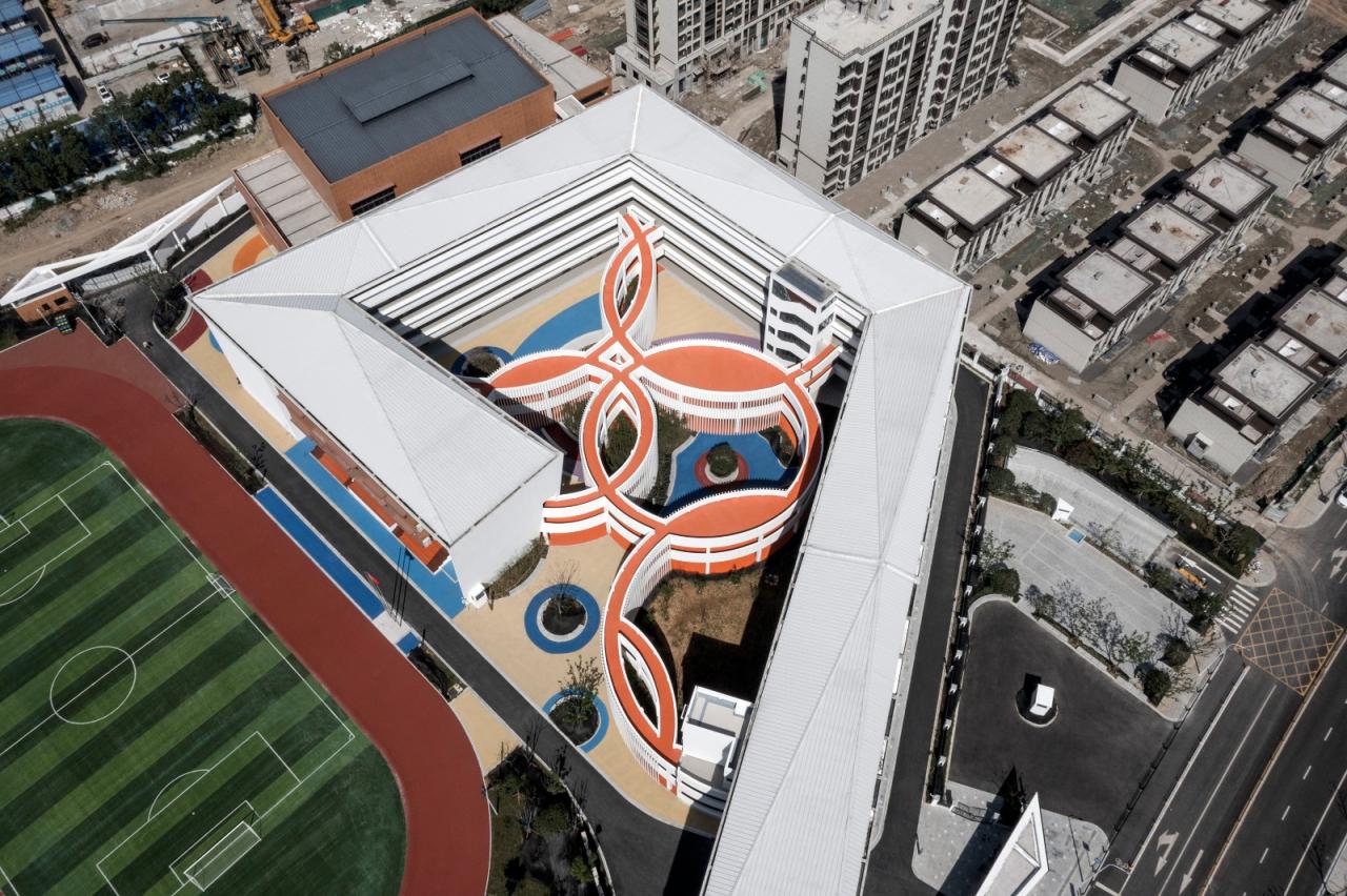 BIM建筑|维度的转移：凤西小学 / 米丈建筑