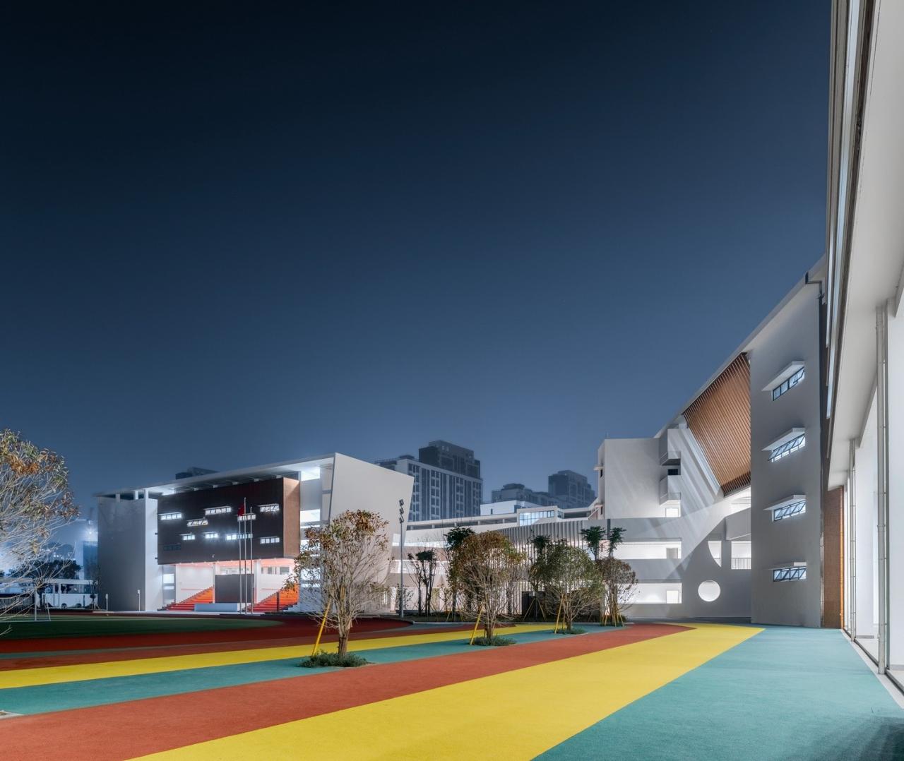 BIM建筑|维度的转移：凤西小学 / 米丈建筑