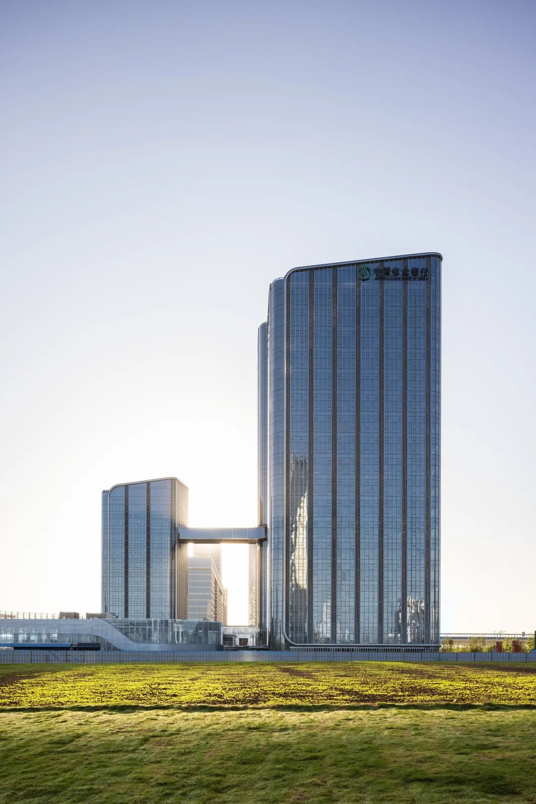 最美全运会完美收官！奥体中轴之门继续绽放新的生命力！