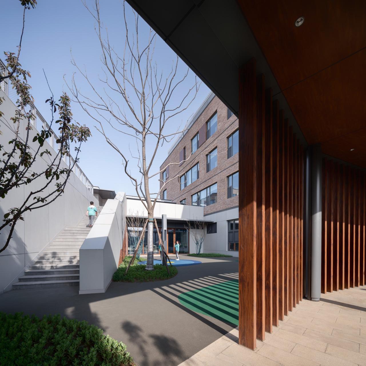 BIM建筑|潍坊歌尔学校：以内容推导空间构成 / gad