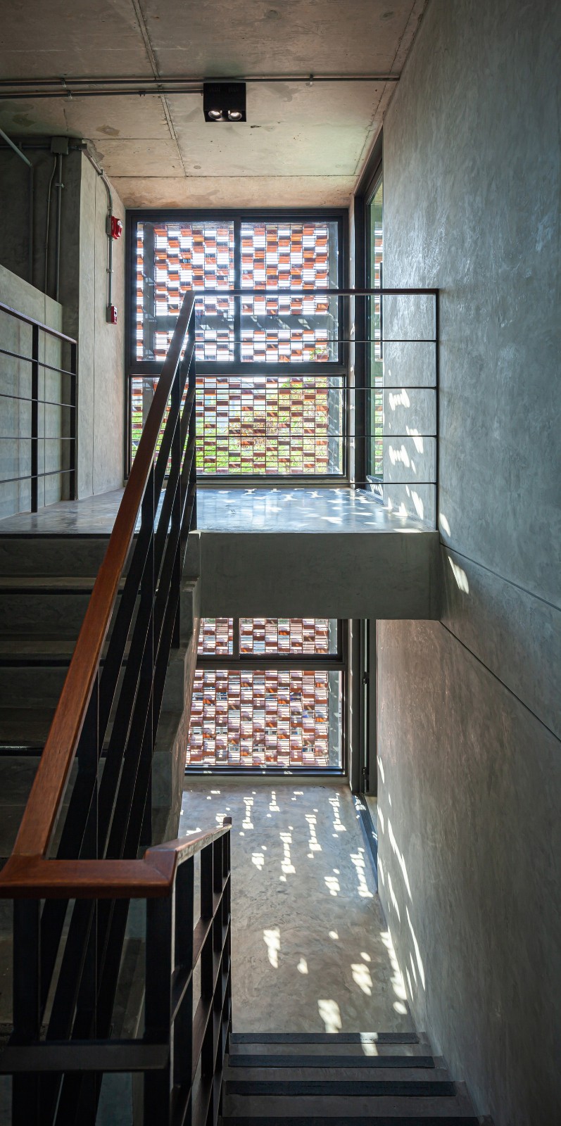 BIM建筑|MTL 办公室 / Junsekino Architect and Design