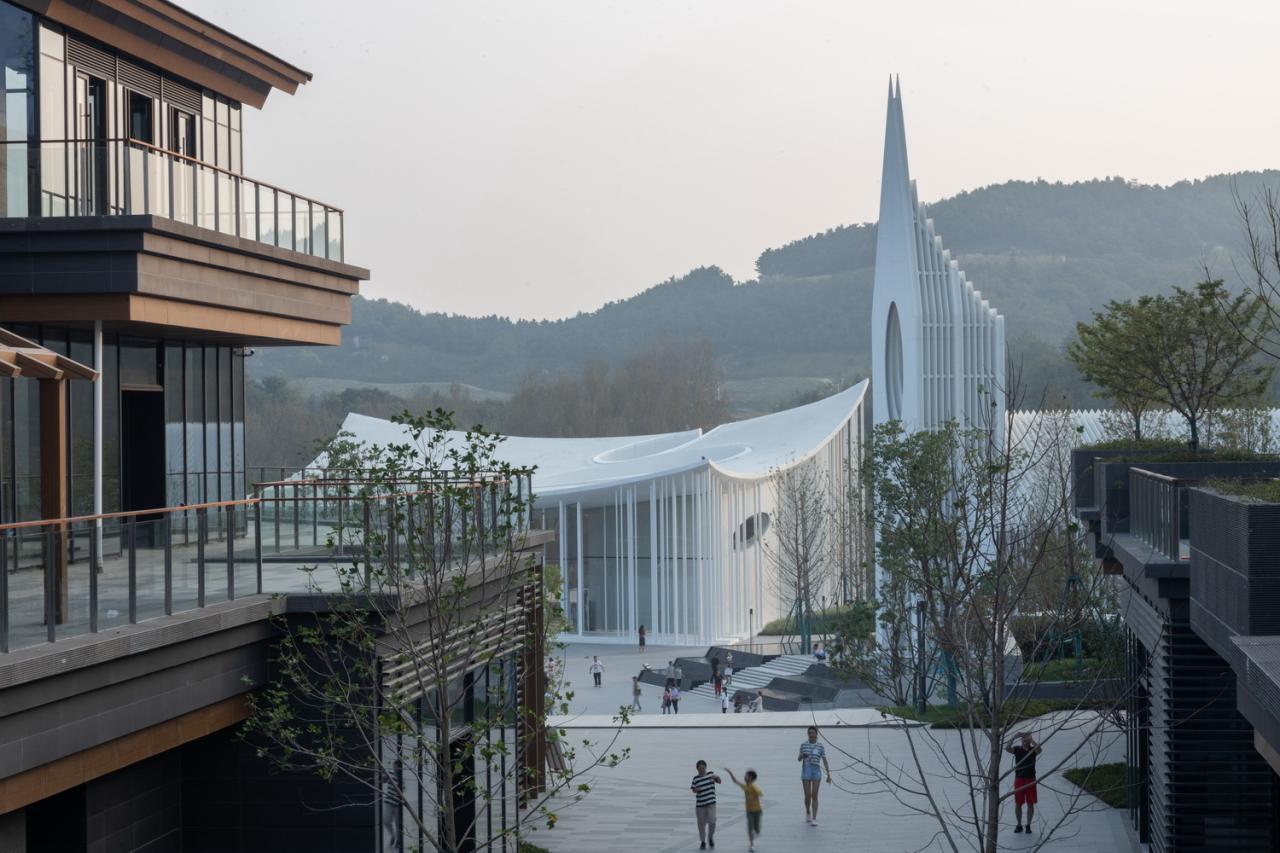 BIM建筑|藏马山飞毯 ：亲子活动中心 / 栖城设计