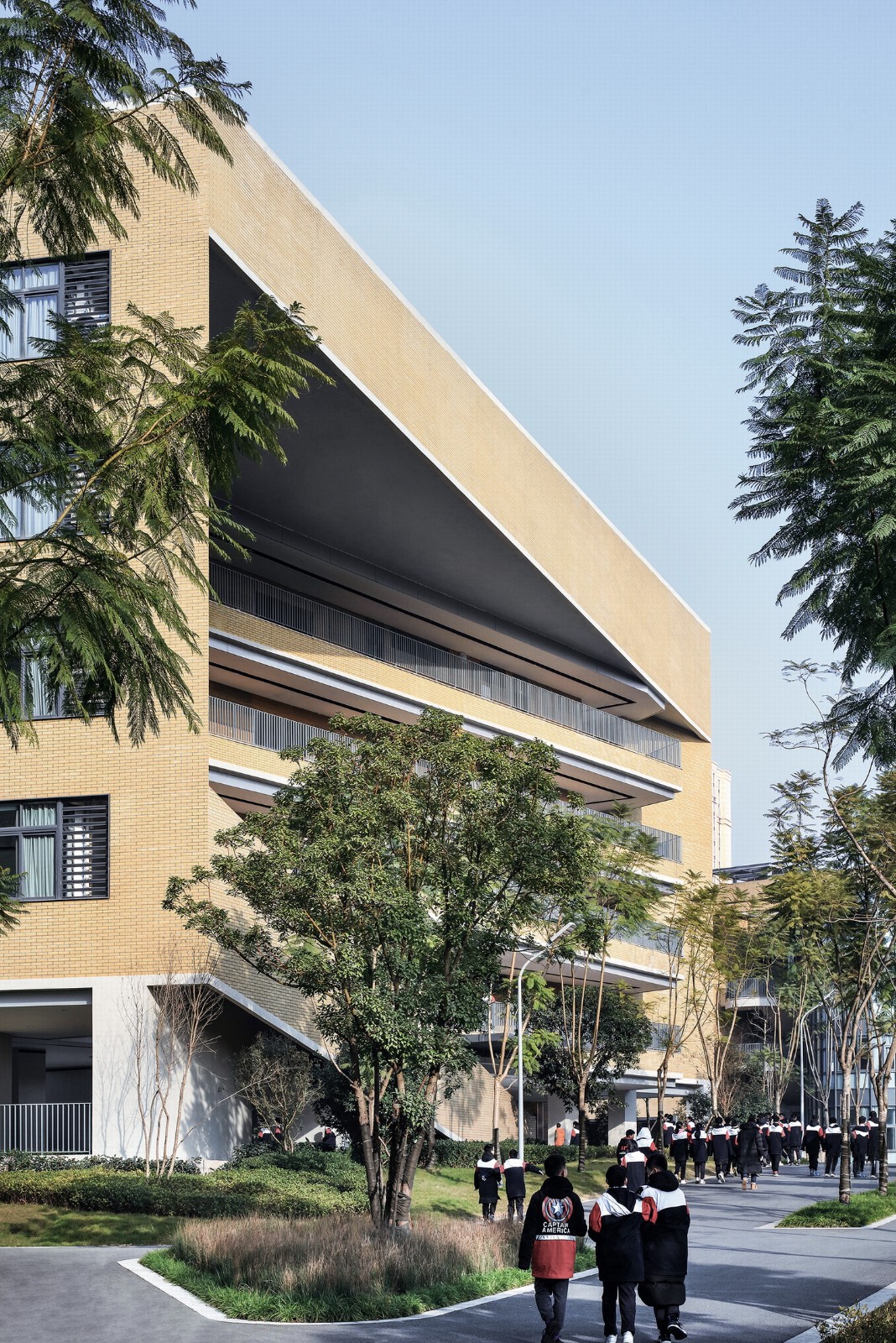 BIM建筑|西南大学附属中学两江校区：消失的高密度校园 / gad