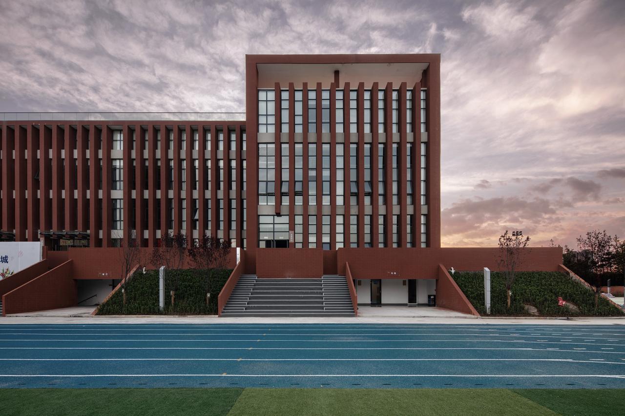 BIM建筑|“合”与“和” 厅、堂与庭：西安市航天城第一中学建筑设计 / 西安建筑科技大学建筑设计研究院