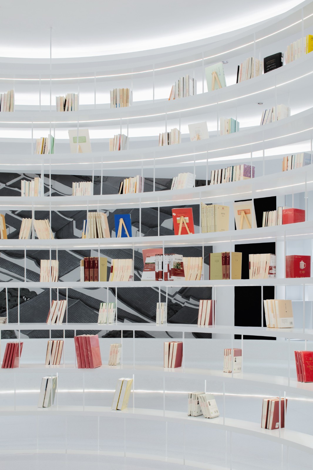 BIM建筑|时代共生：朱紫坊历史古厝中的“现代白” / 平衡空间设计