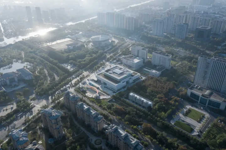 BIM建筑|东台图书馆综合体改造 / ORIA 和睿建筑