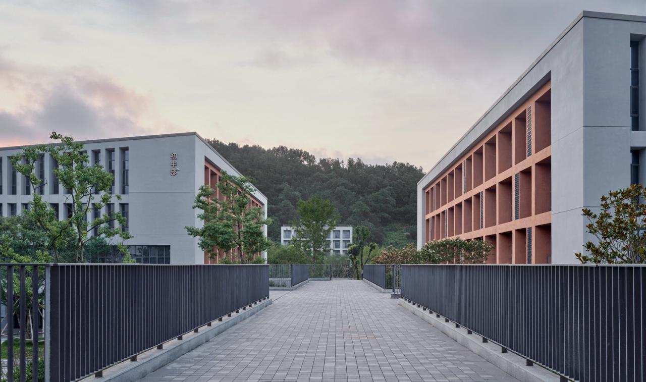 BIM建筑|树下问道，山间筑园 ——乐清市荆山公学 / 浙江大学建筑设计研究院有限公司