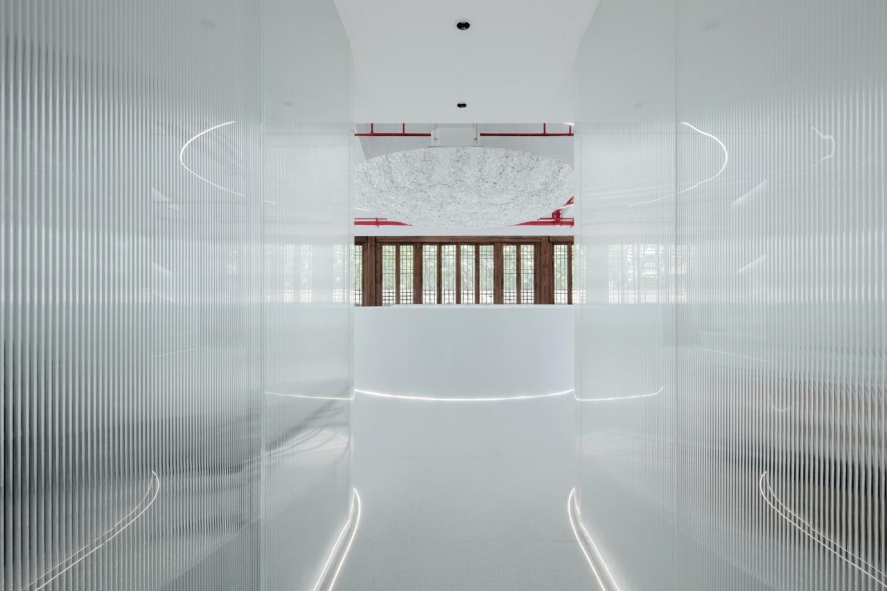 BIM建筑|时代共生：朱紫坊历史古厝中的“现代白” / 平衡空间设计