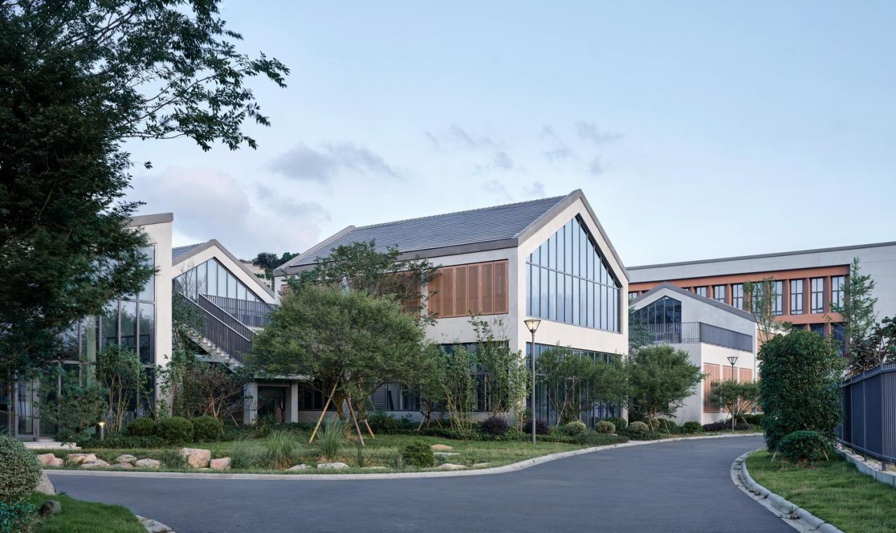 BIM建筑|树下问道，山间筑园 ——乐清市荆山公学 / 浙江大学建筑设计研究院有限公司