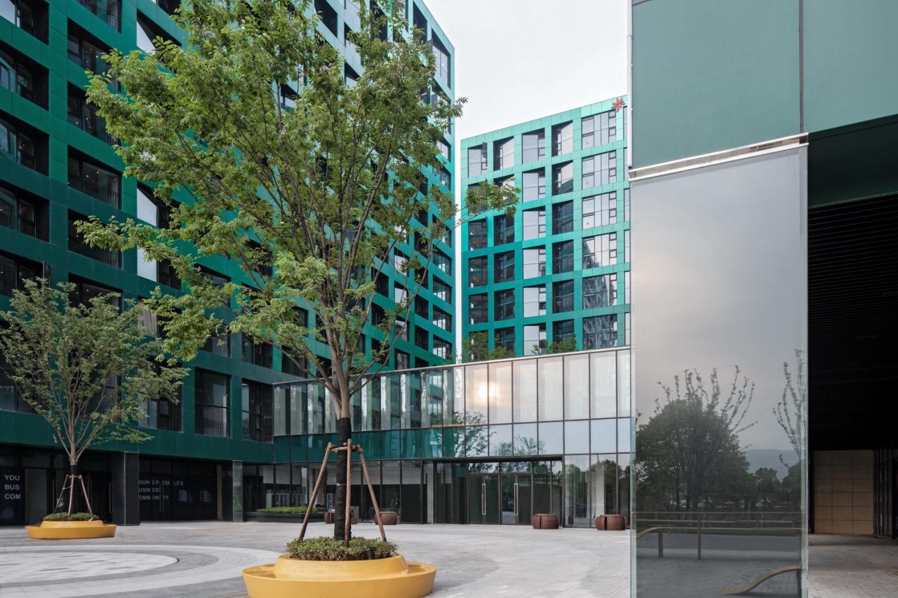 BIM建筑|南京银城KinmaQ+社区 / 优意建筑设计