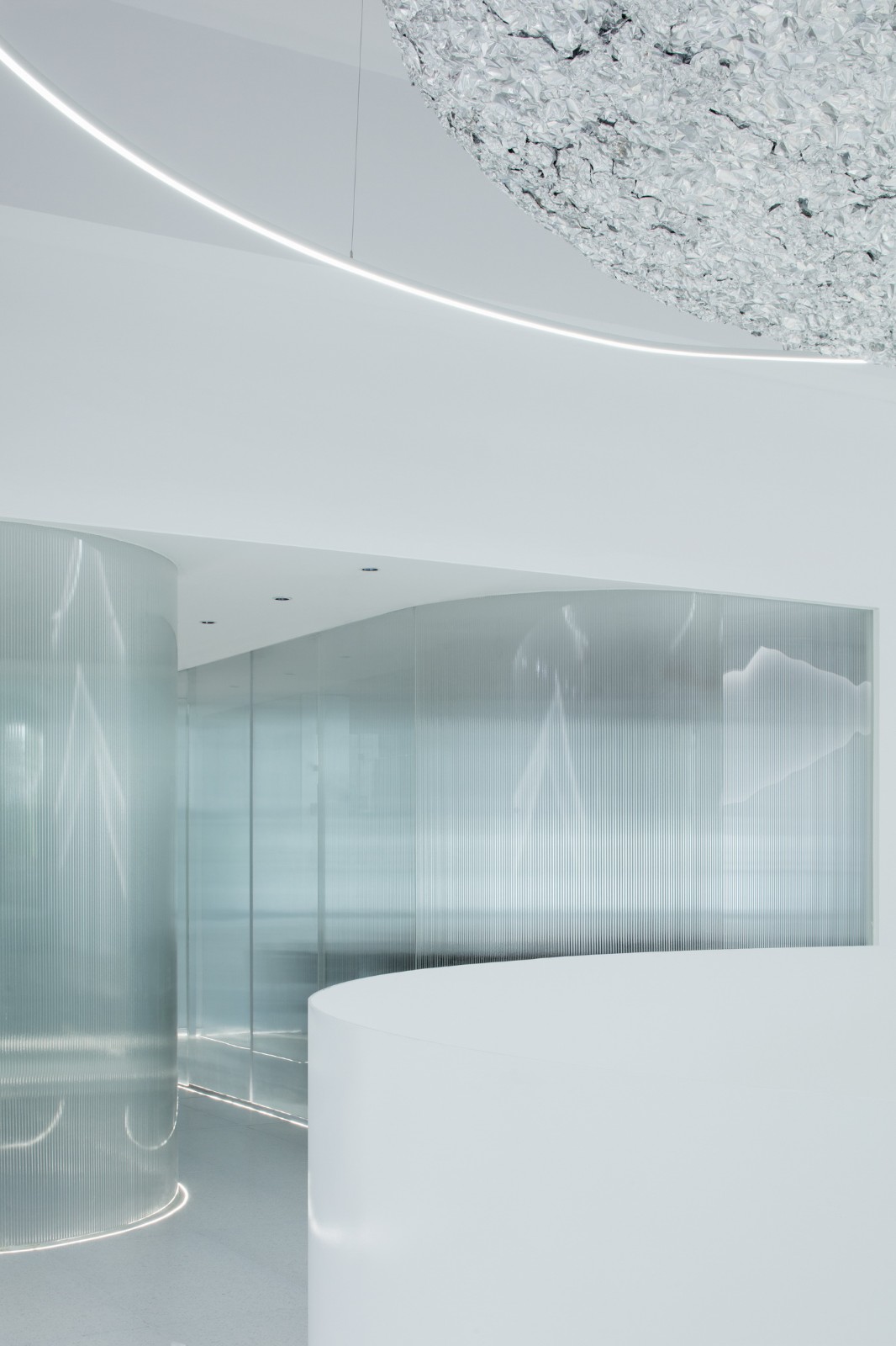 BIM建筑|时代共生：朱紫坊历史古厝中的“现代白” / 平衡空间设计