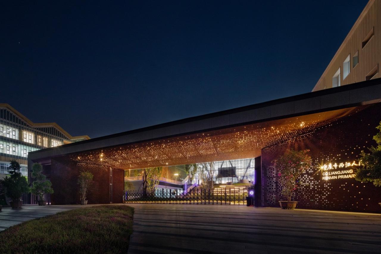 BIM建筑|重庆两江人民小学：在大自然里勇敢冒险 / gad