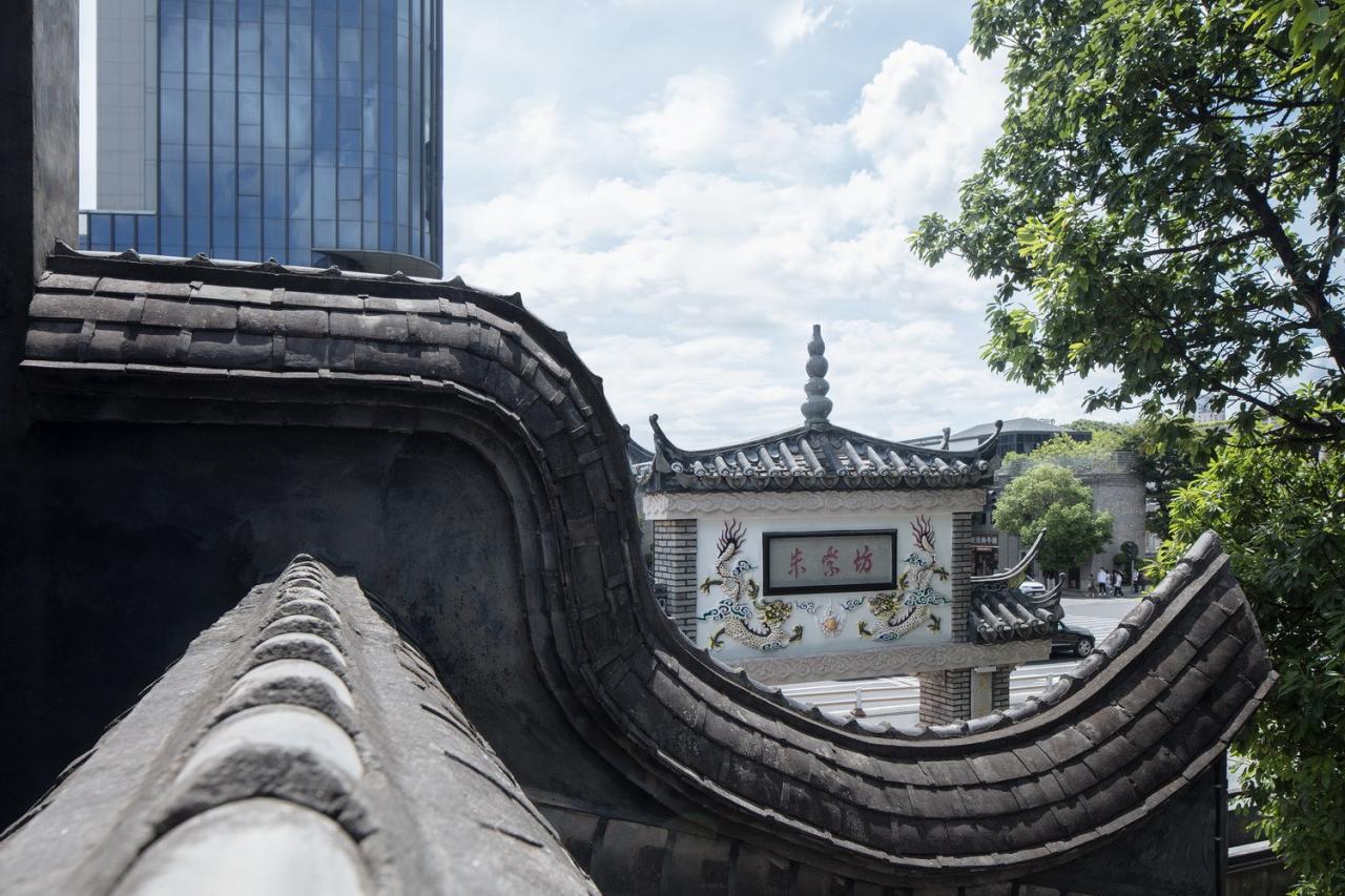 BIM建筑|时代共生：朱紫坊历史古厝中的“现代白” / 平衡空间设计