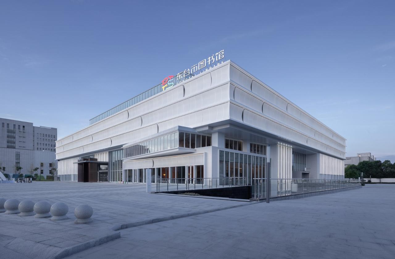 BIM建筑|东台图书馆综合体改造 / ORIA 和睿建筑