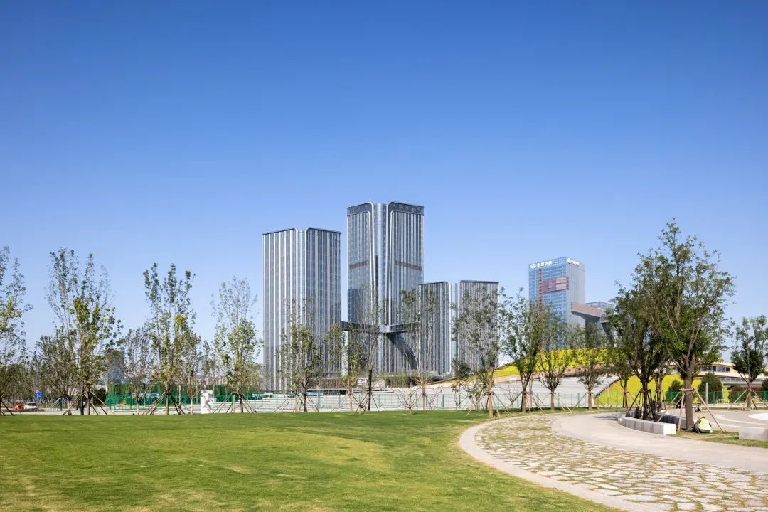 最美全运会完美收官！奥体中轴之门继续绽放新的生命力！