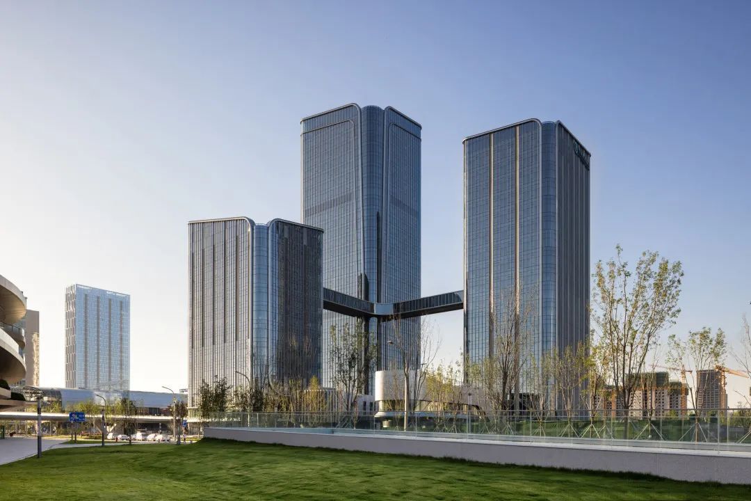 最美全运会完美收官！奥体中轴之门继续绽放新的生命力！