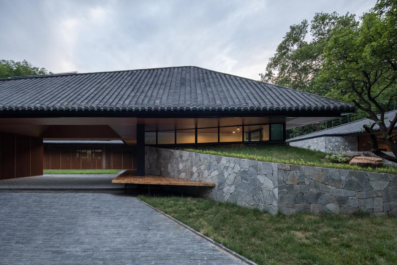 BIM建筑|无想山秋湖驿站 / 米思建筑