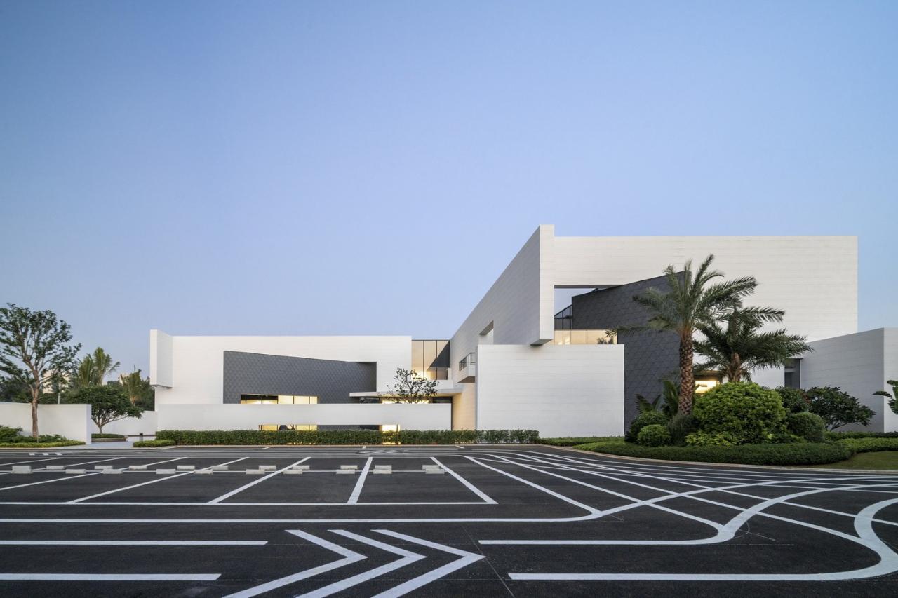 BIM建筑|打破墙的边界: 海口市国际免税城接待中心 / aoe事建组