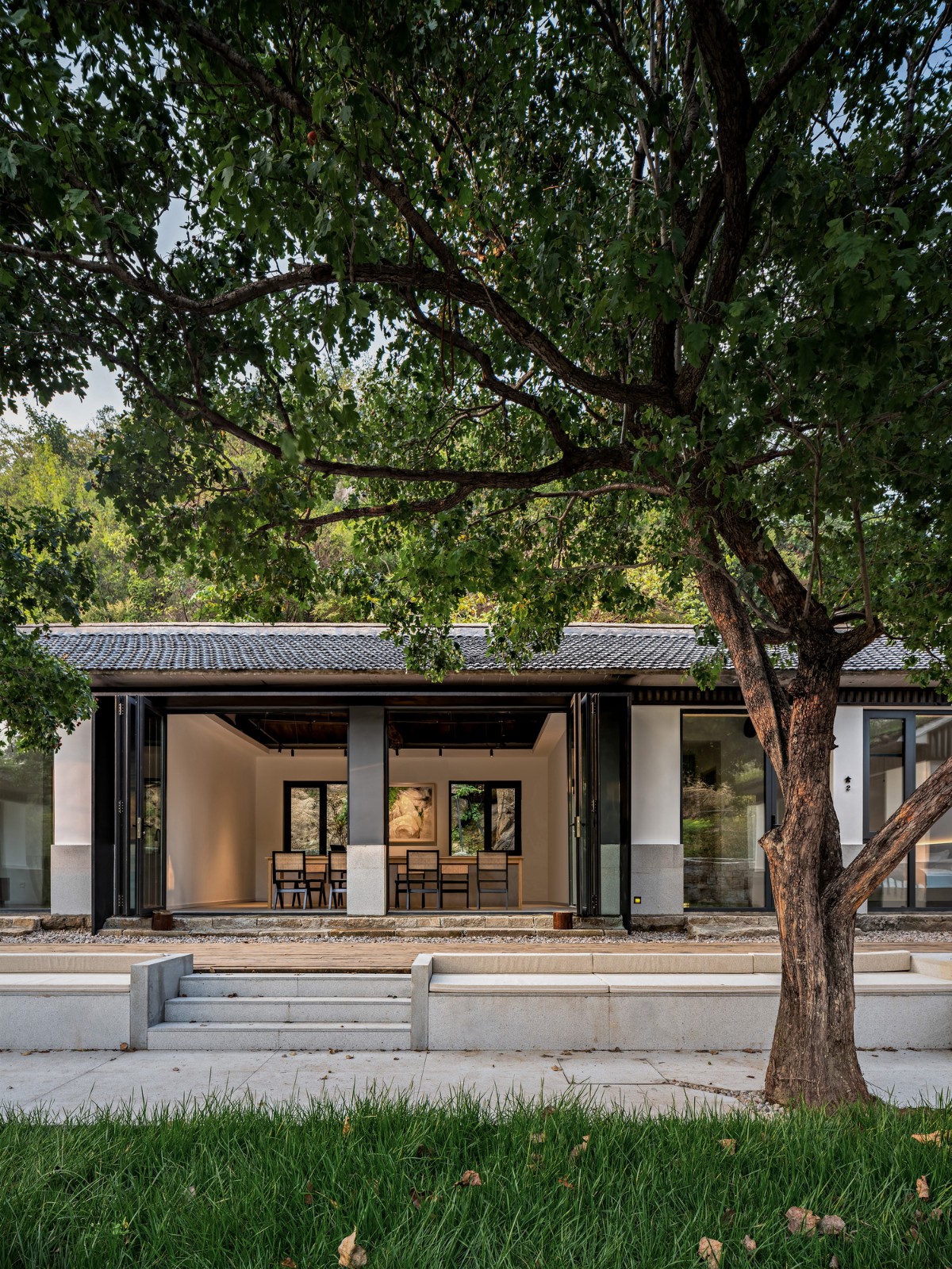 BIM建筑|隐于山岚的家——缦舍·山居精品民宿酒店 / 柒合设计