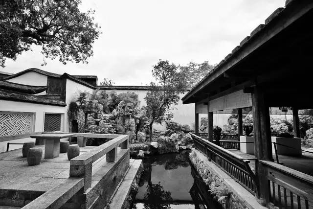 BIM建筑|时代共生：朱紫坊历史古厝中的“现代白” / 平衡空间设计