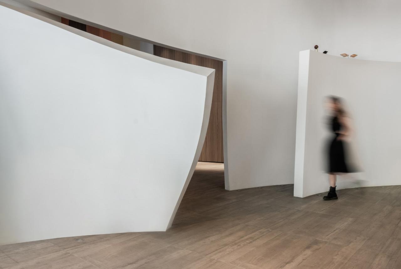 BIM建筑|鸿安丽苑售楼中心 / 正方良行设计