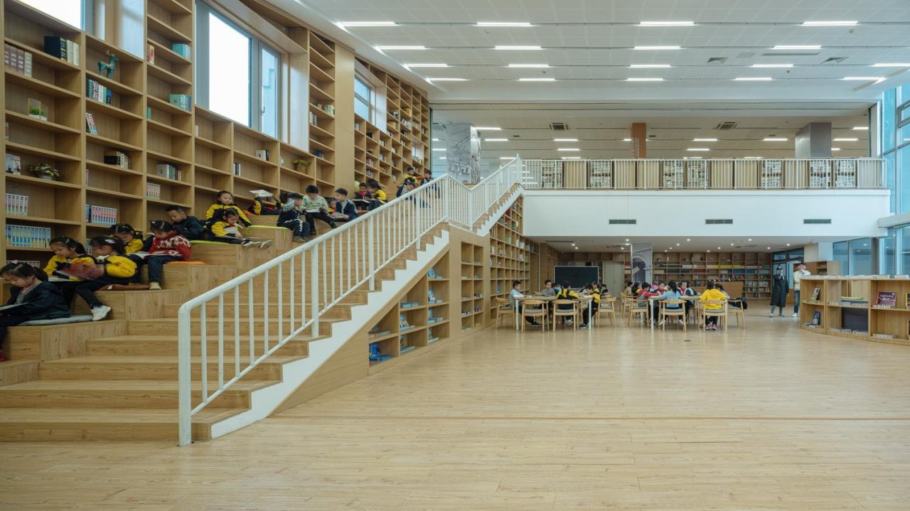 BIM建筑|重庆两江人民小学：在大自然里勇敢冒险 / gad