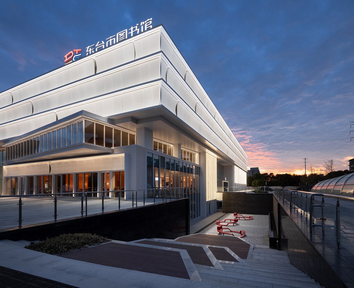 BIM建筑|东台图书馆综合体改造 / ORIA 和睿建筑